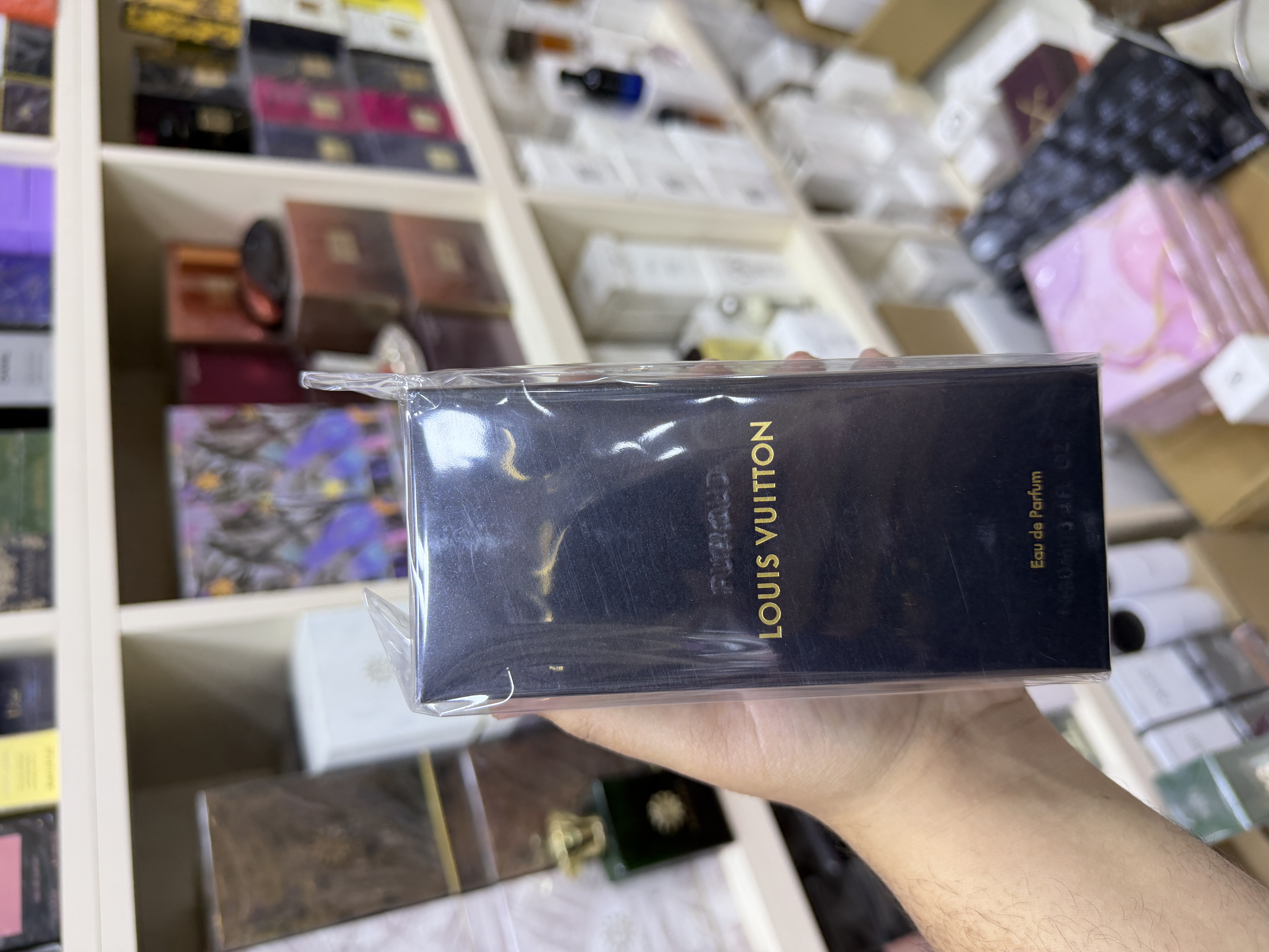 LOUIS VUITTON PUR OUD