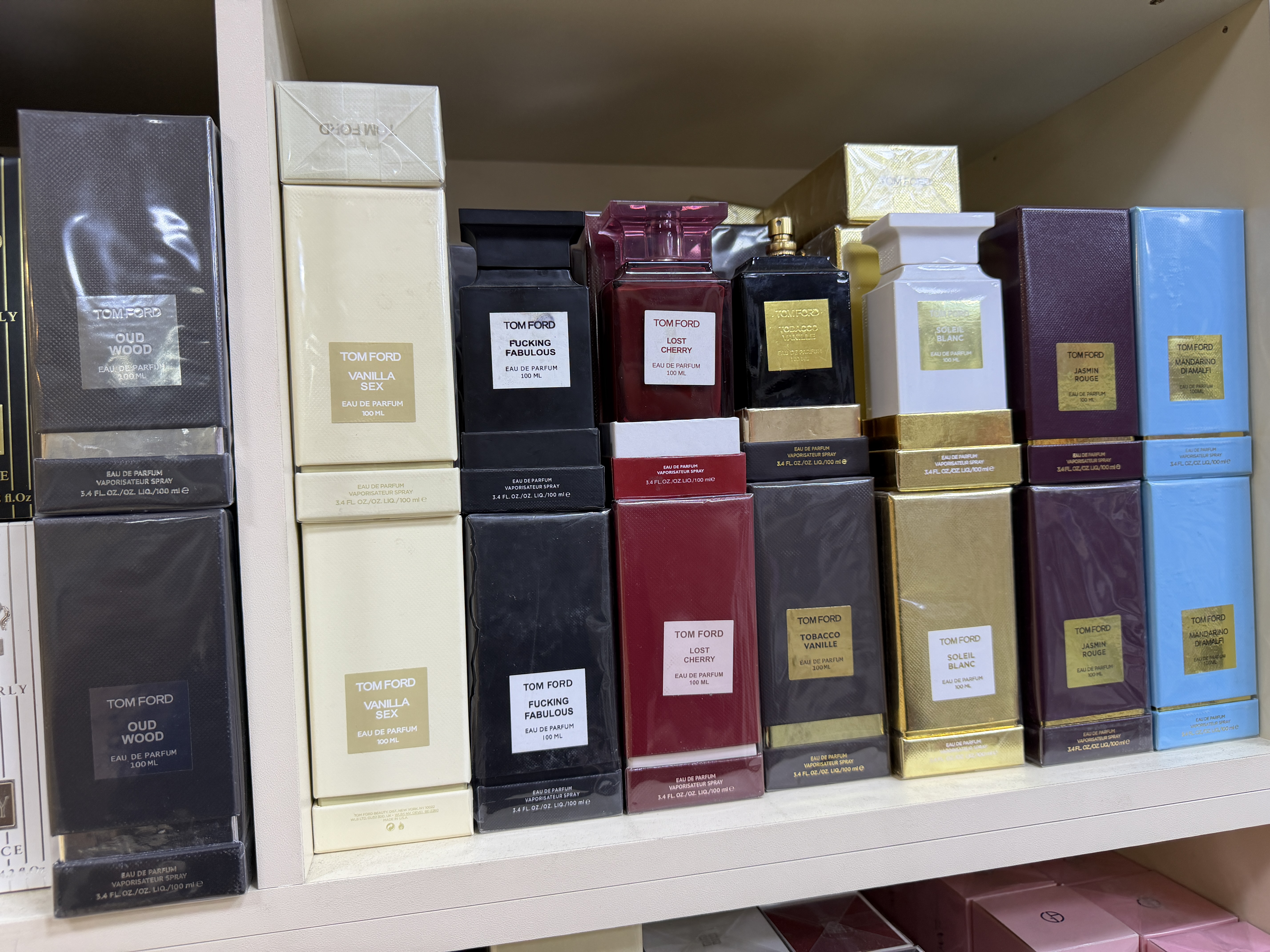 TOM FORD